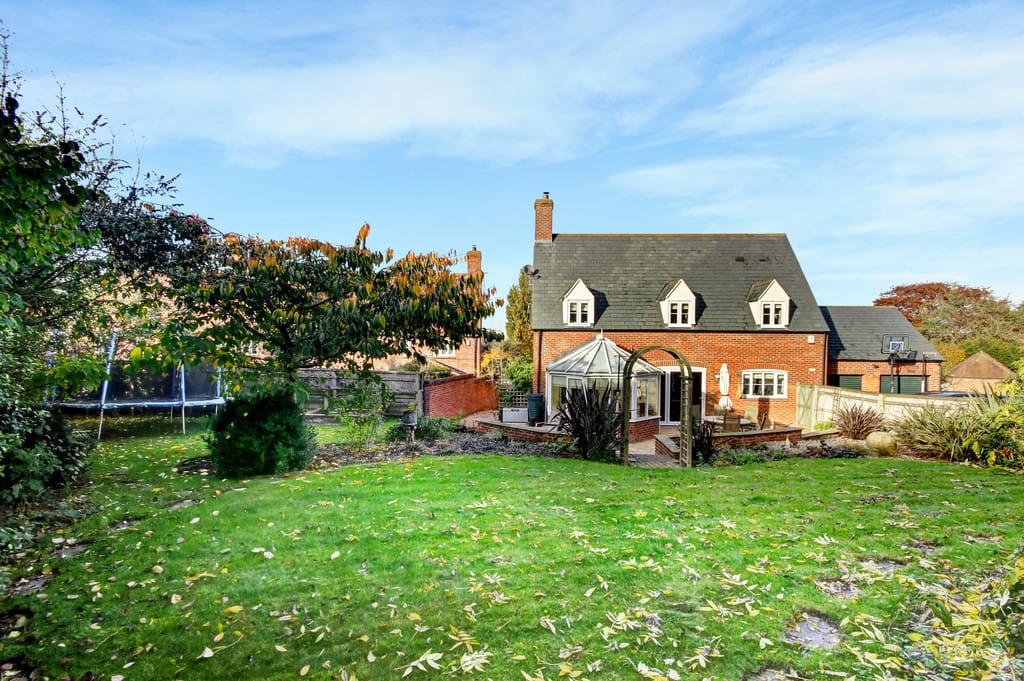 Img 237 3 Large.jpg