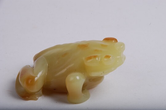 Sold Nov 2014 ú27,000 Chinese Jade Toad